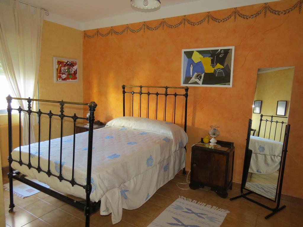 Casa Rural La Conejera Madrigalejo Del Monte Buitenkant foto